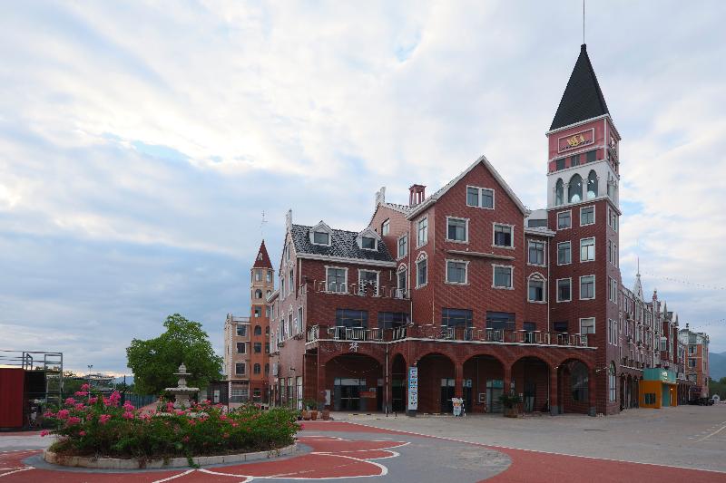 Timeless Recreation Hotel image