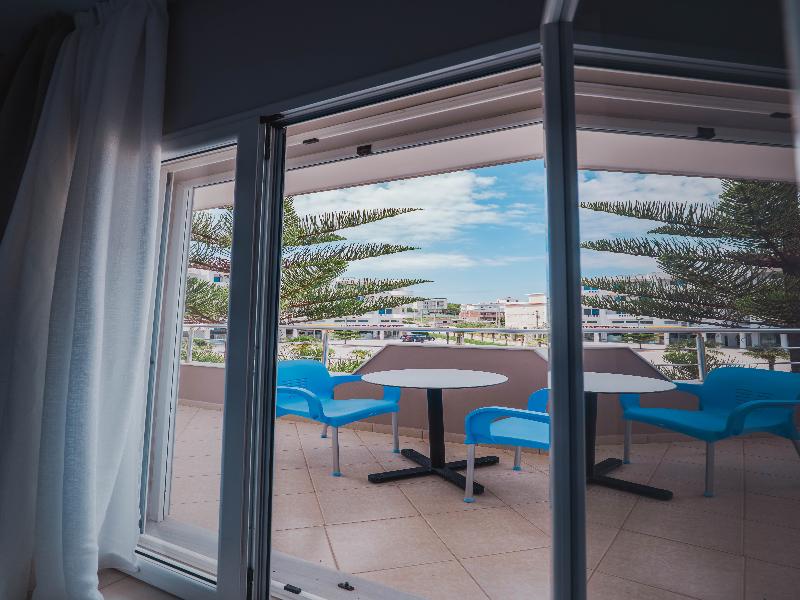 Hotel Alex image
