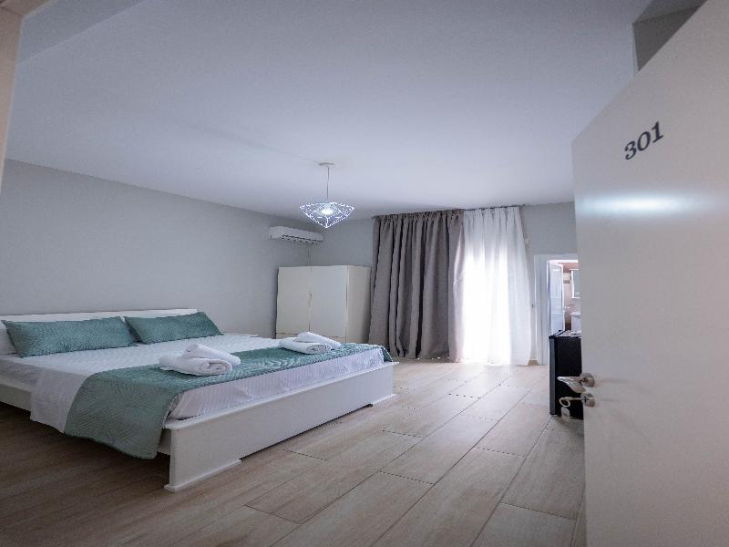Hotel Alex image