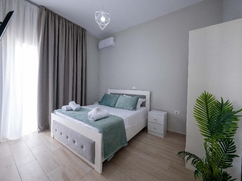 Hotel Alex image