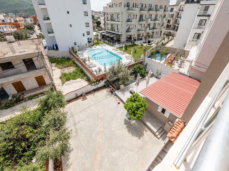 Hotel Alex image