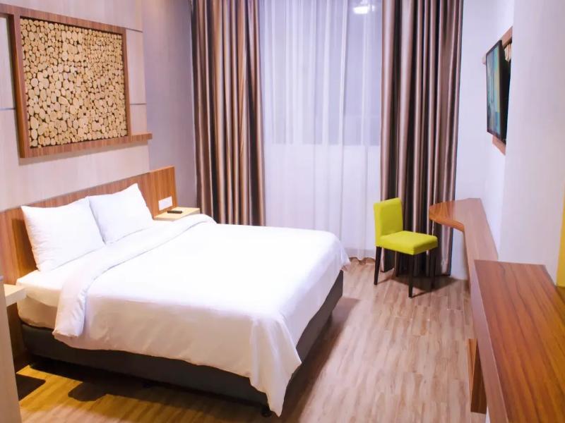 Ayola First Point Hotel Pekanbaru 5