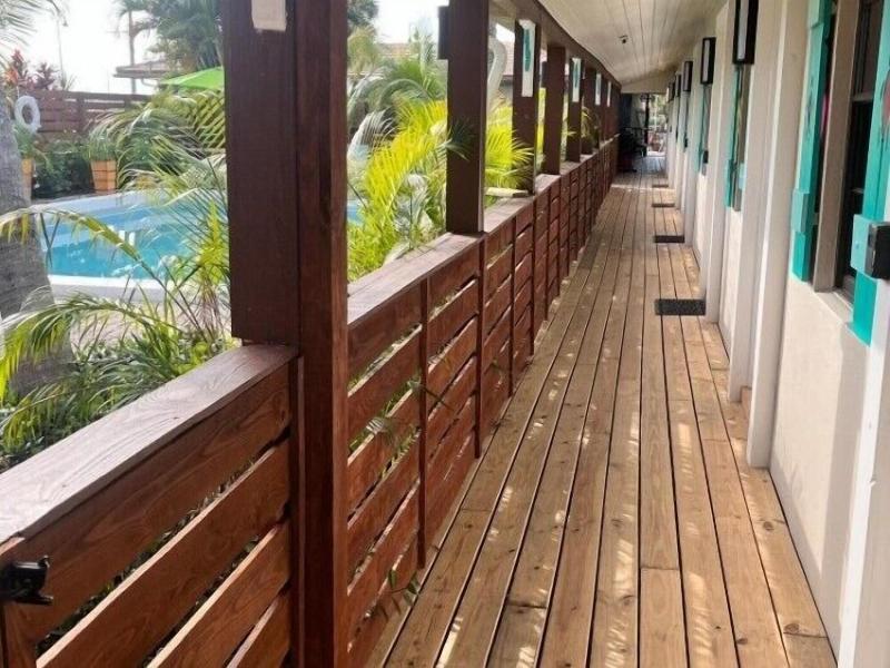 Blue Heron Bridge Hotel and Dive Club image
