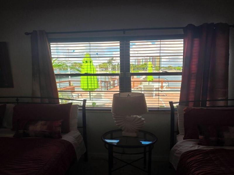 Blue Heron Bridge Hotel and Dive Club image