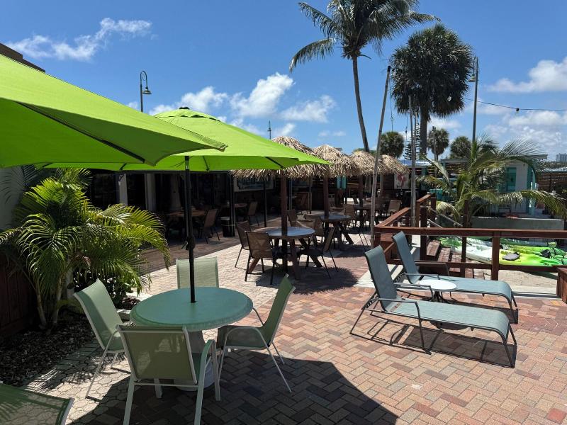 Blue Heron Bridge Hotel and Dive Club image