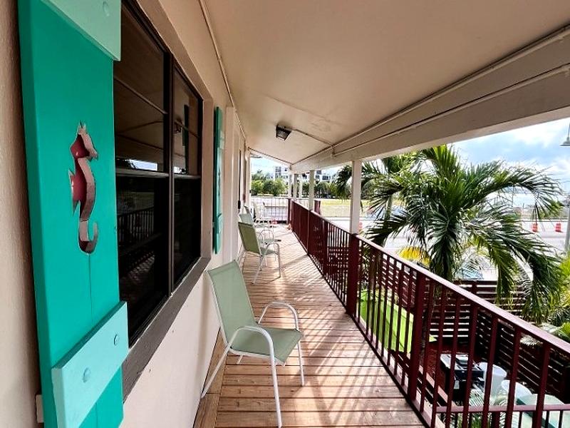 Blue Heron Bridge Hotel and Dive Club image