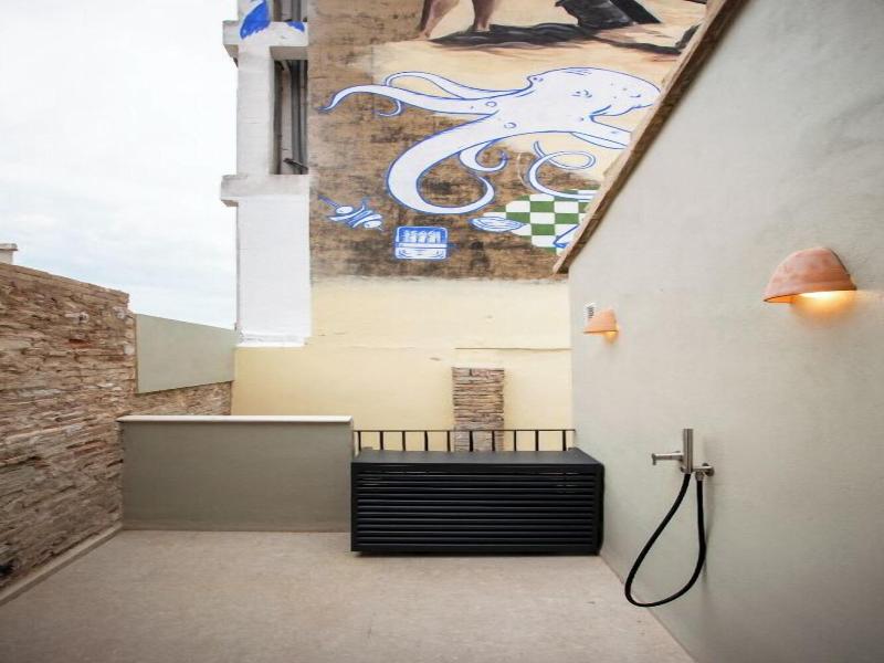 Mon Suites San Pedro image
