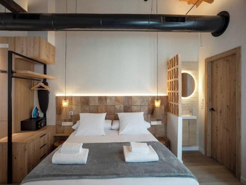 Mon Suites San Pedro image