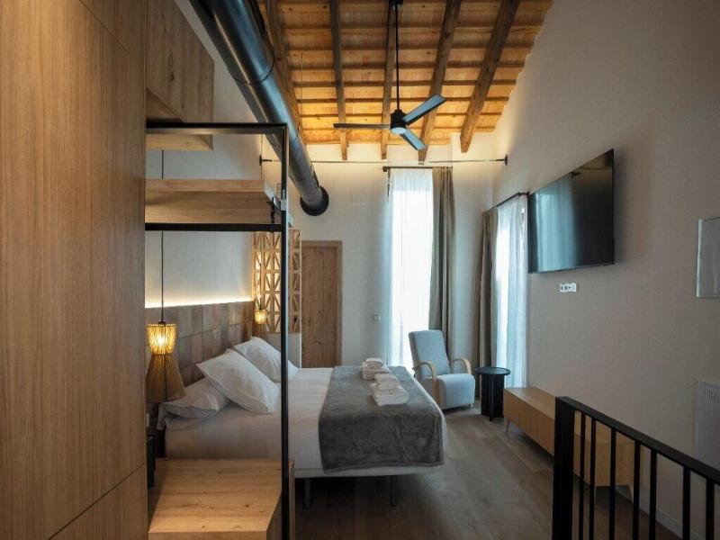 Mon Suites San Pedro image
