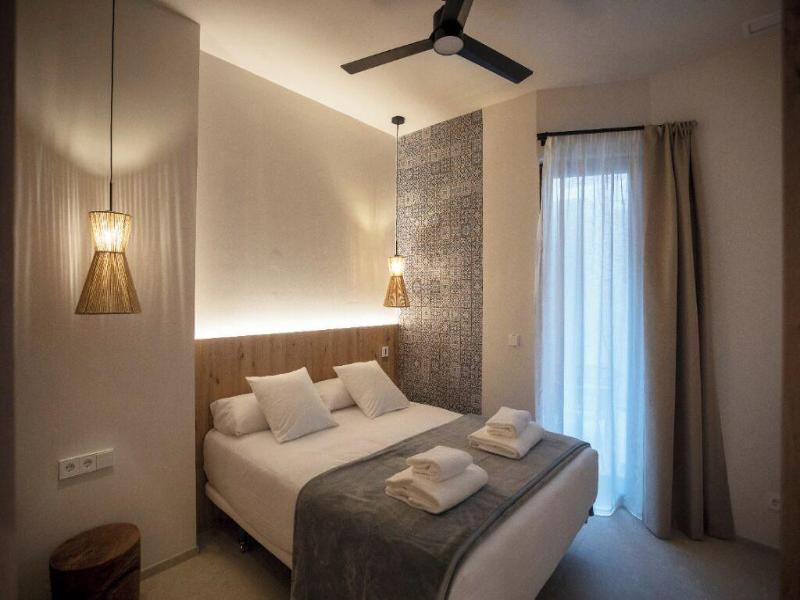 Mon Suites San Pedro image