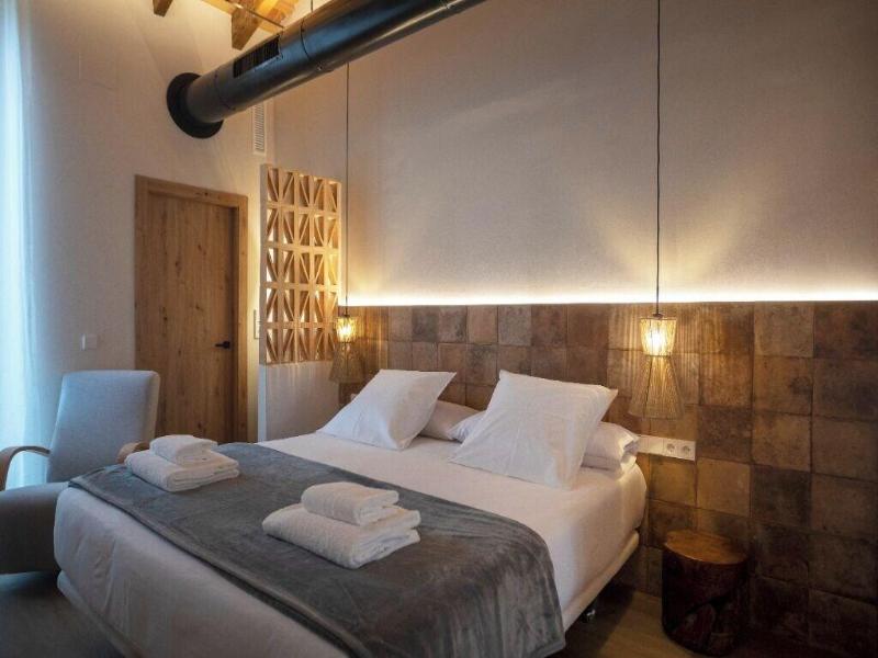 Mon Suites San Pedro image