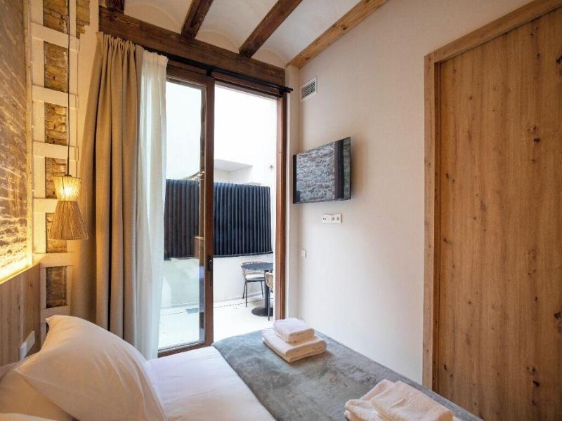 Mon Suites San Pedro image