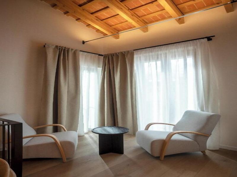 Mon Suites San Pedro image
