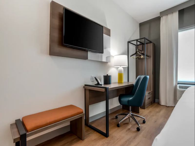 Comfort Inn & Suites Panama City Beach Pier Park image