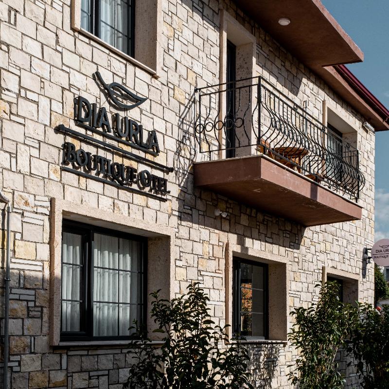 Dia Urla image