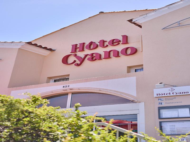 Hotel Cyano — exterior view