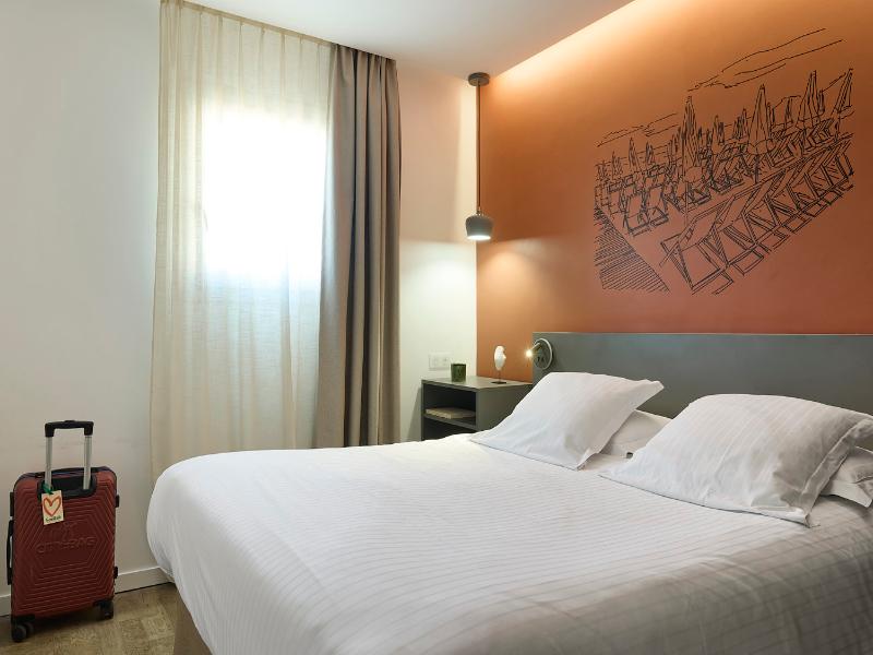 Hotel Cyano — general view