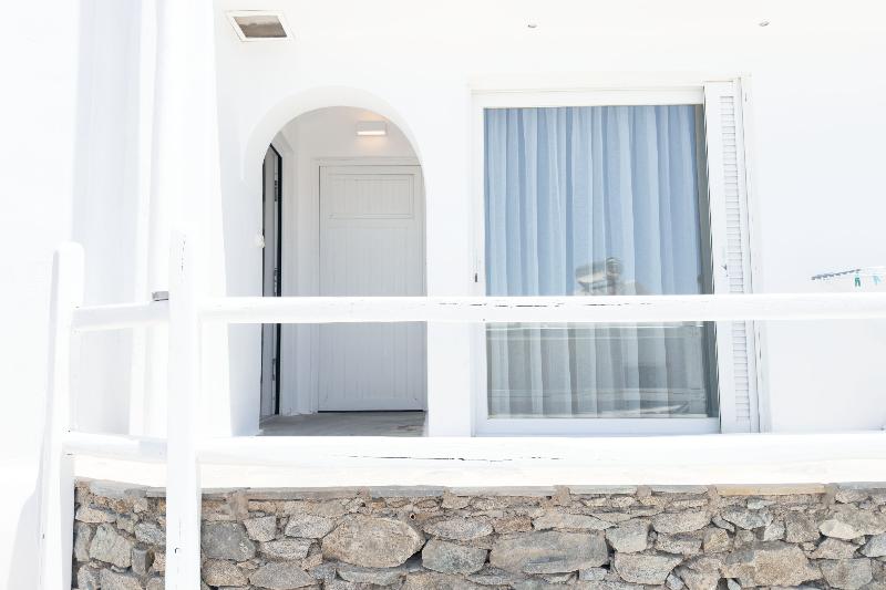 Eagle's Nest Mykonos