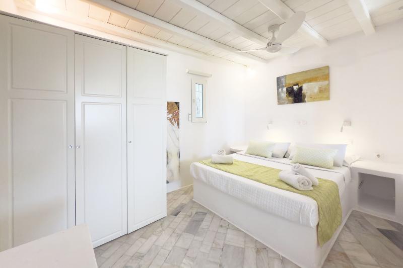 Eagle's Nest Mykonos