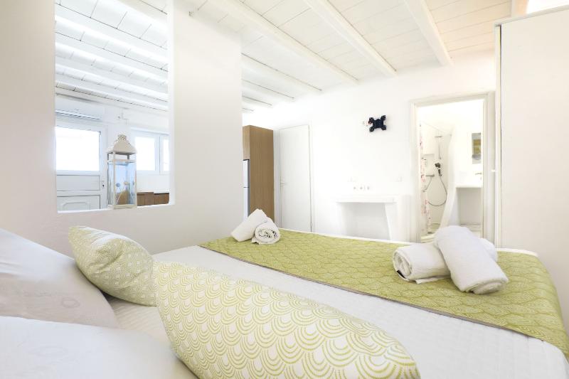 Eagle's Nest Mykonos