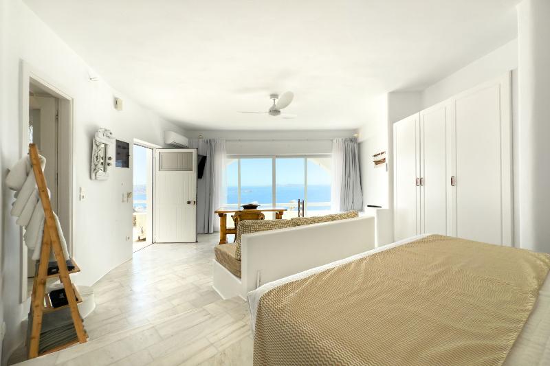 Eagle's Nest Mykonos