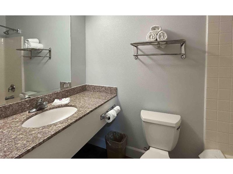 Studio 6 Suites Hesperia,CA–West Main Street–I-15 image