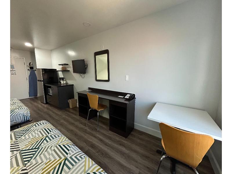 Studio 6 Suites Hesperia,CA–West Main Street–I-15 image