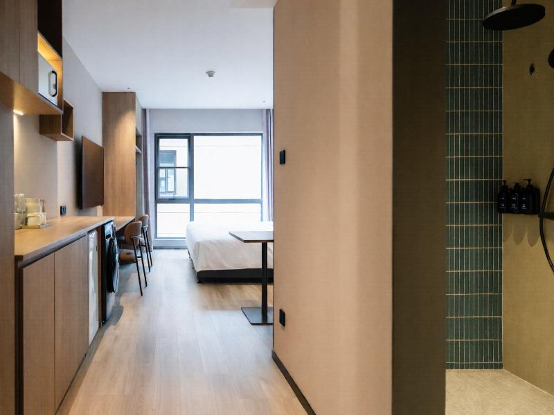 Holiday Inn Express Beijing Lize Business District image