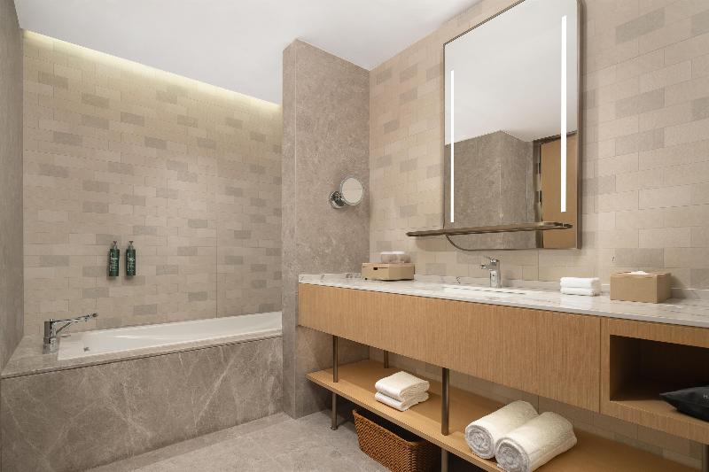 Hilton Garden Inn Shannan Gesang Road image