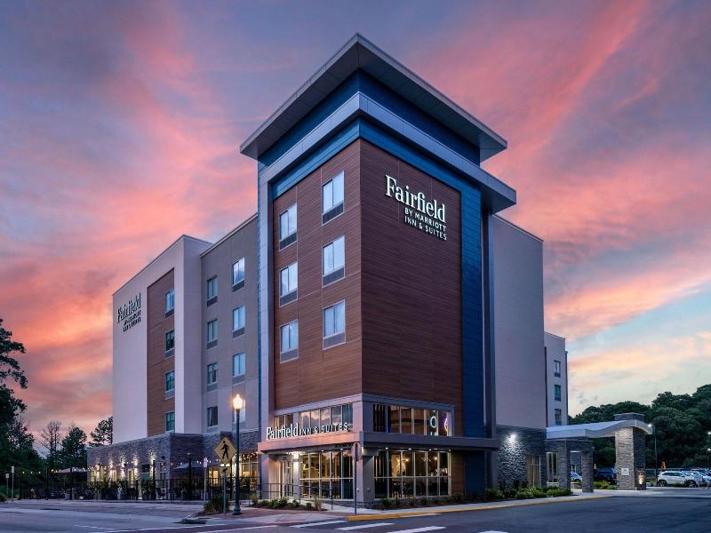 Fairfield Inn Suites By Marriott Virginia Beac image