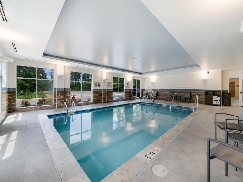 Fairfield Inn Suites By Marriott Virginia Beac image