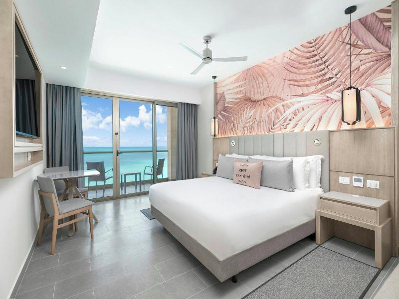 Royalton Chic Antigua An Autograph Collection A image