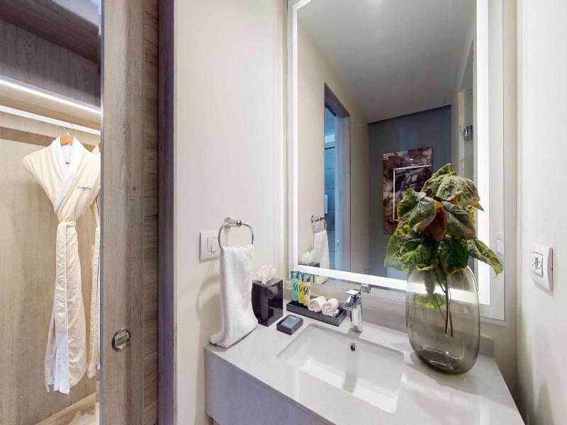 Royalton Chic Antigua An Autograph Collection A image