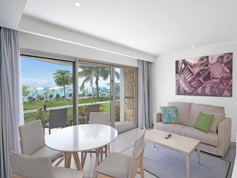 Royalton Chic Antigua An Autograph Collection A image