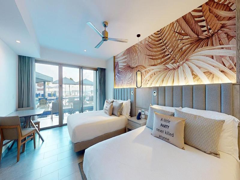 Royalton Chic Antigua An Autograph Collection A image