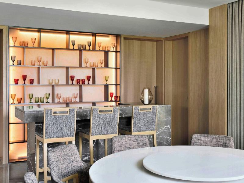 Jw Marriott Bengaluru Prestige Golfshire Resort image