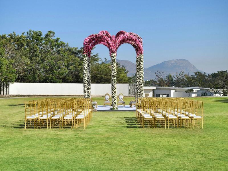 Jw Marriott Bengaluru Prestige Golfshire Resort image