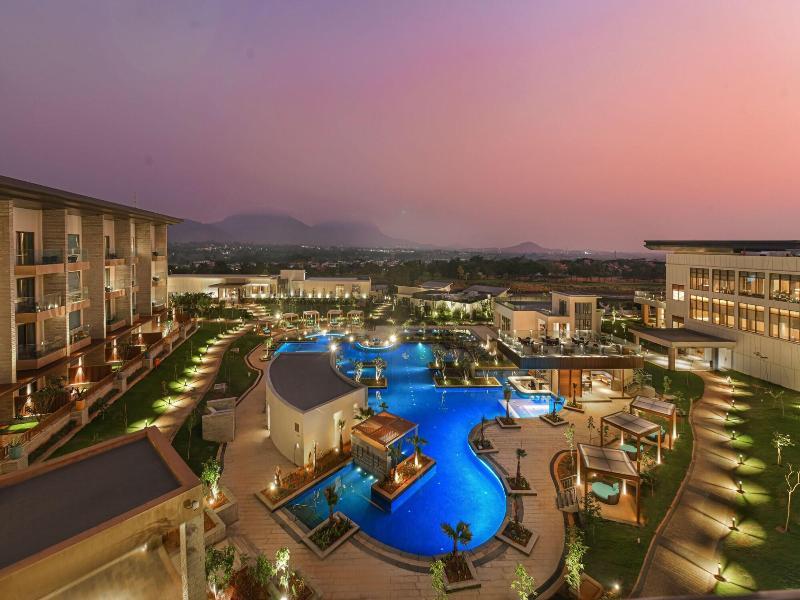Jw Marriott Bengaluru Prestige Golfshire Resort image