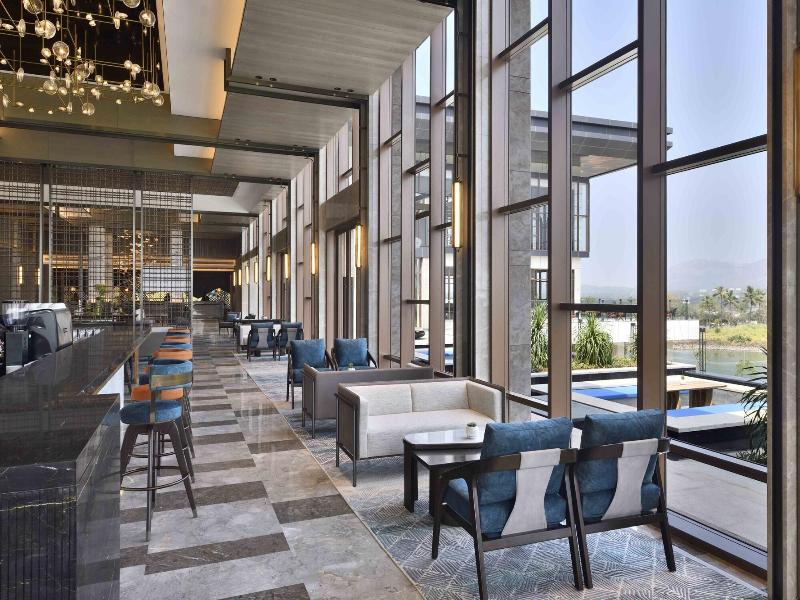 Jw Marriott Bengaluru Prestige Golfshire Resort image