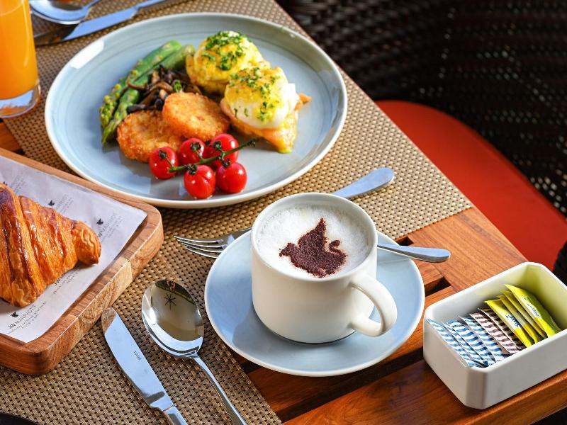 Jw Marriott Bengaluru Prestige Golfshire Resort image