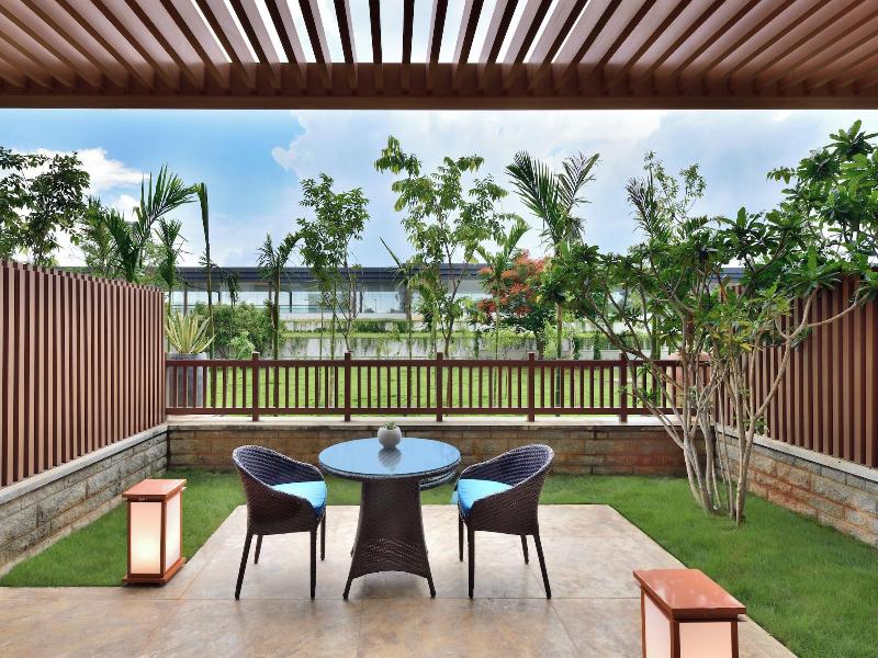 Jw Marriott Bengaluru Prestige Golfshire Resort image
