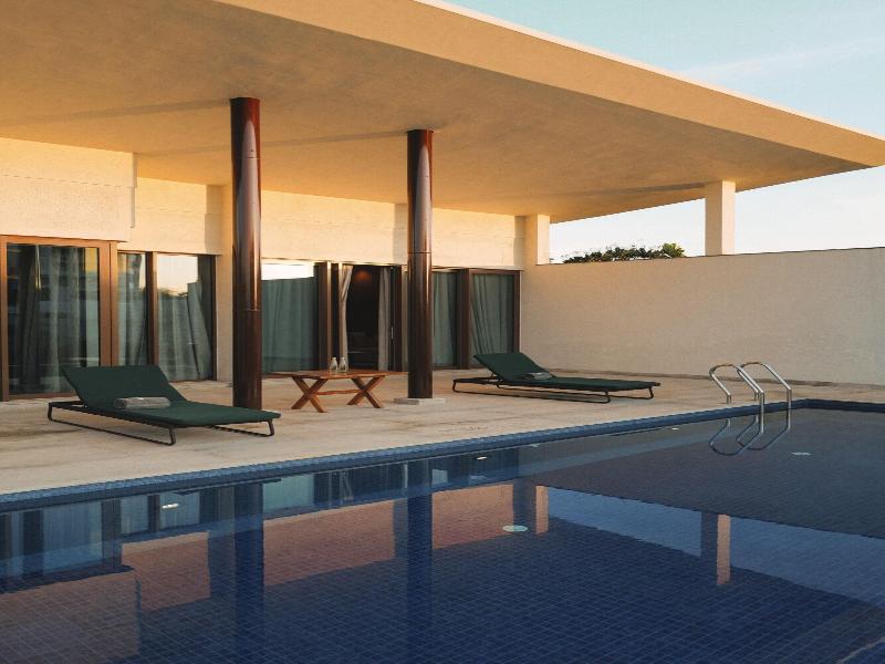 Jw Marriott Bengaluru Prestige Golfshire Resort image