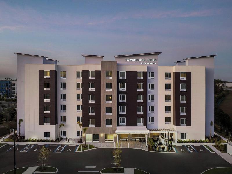 Towneplace Suites By Marriott Fort Myers Gulf Co image