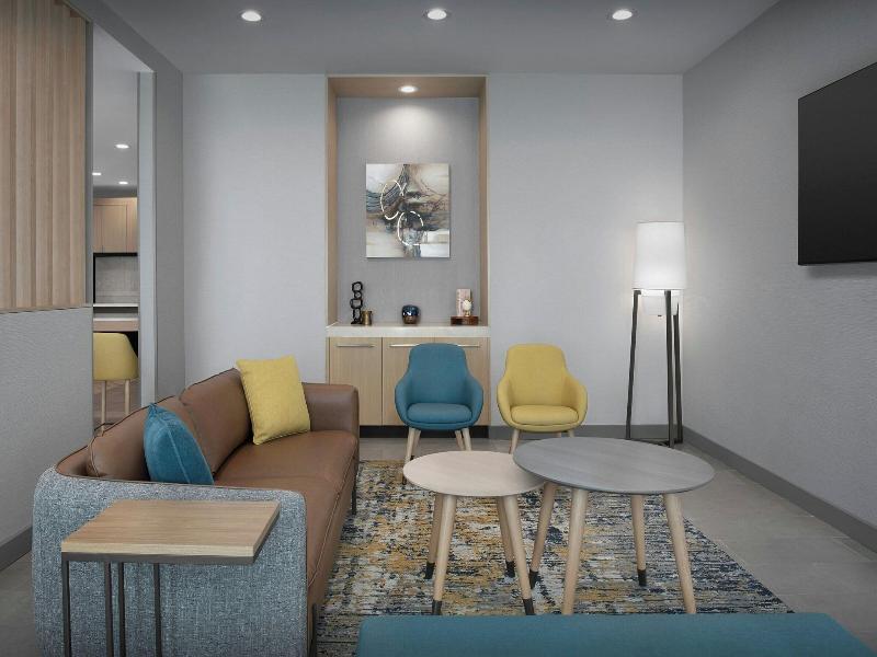 Towneplace Suites By Marriott Fort Myers Gulf Co image