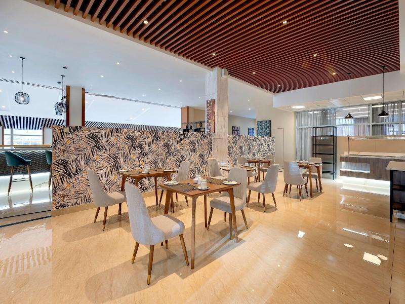 Protea Hotel By Marriott Lusaka International Ai image