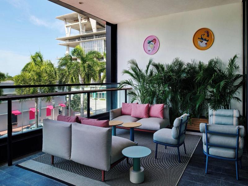 Citizenm Miami South Beach image