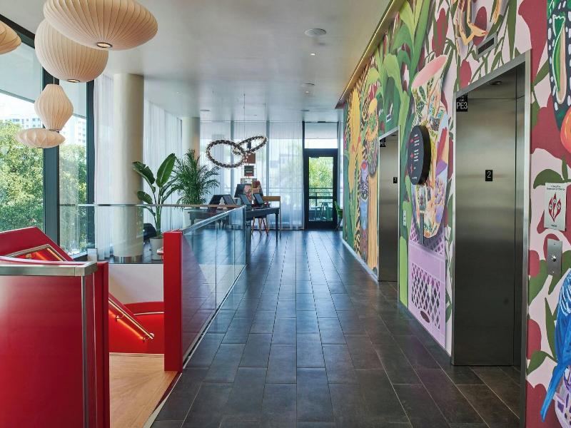 Citizenm Miami South Beach image