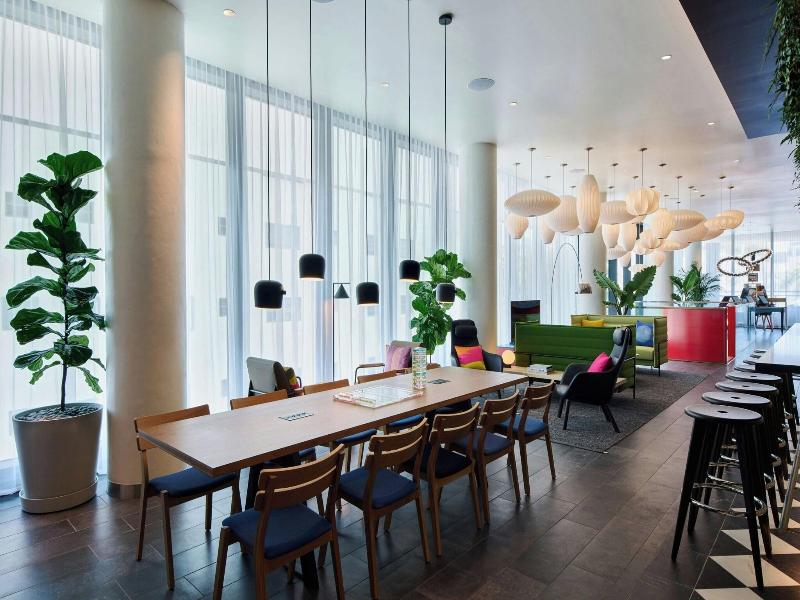 Citizenm Miami South Beach image