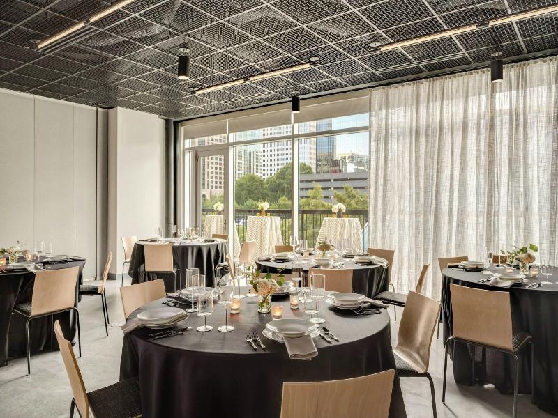Moxy Charlotte Downtown