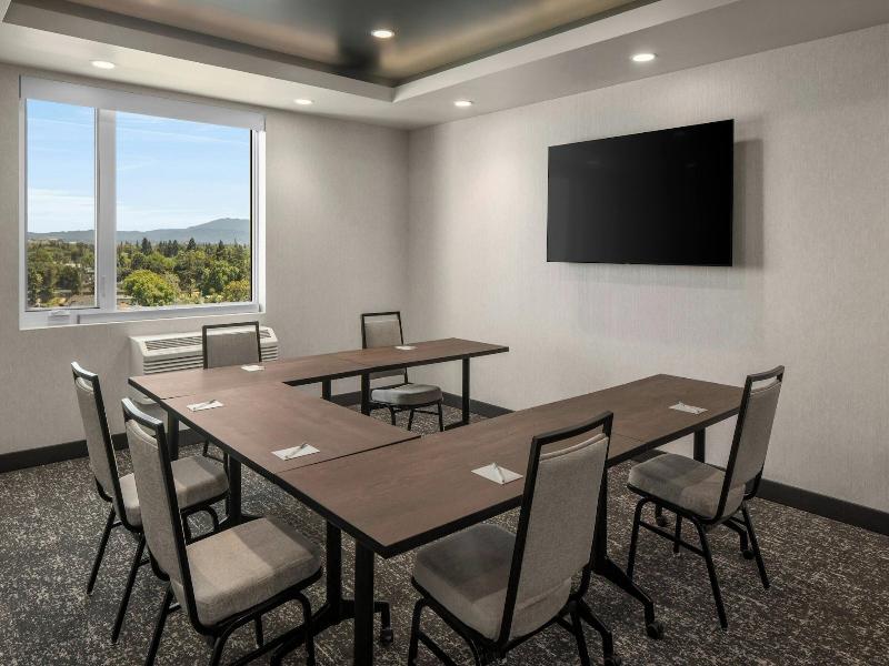 Towneplace Suites By Marriott San Jose Downtown image